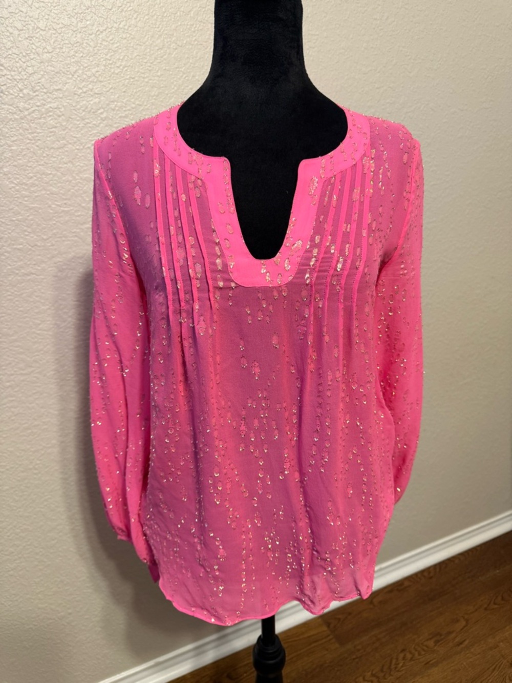Lilly Pulitzer COLBY SILK CLIP TOP Hot Pink Gold Metallic Soleil Blouse Size XS